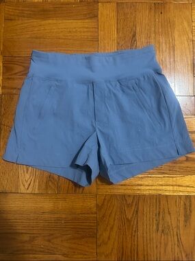 Athleta Trekkie North Shorts